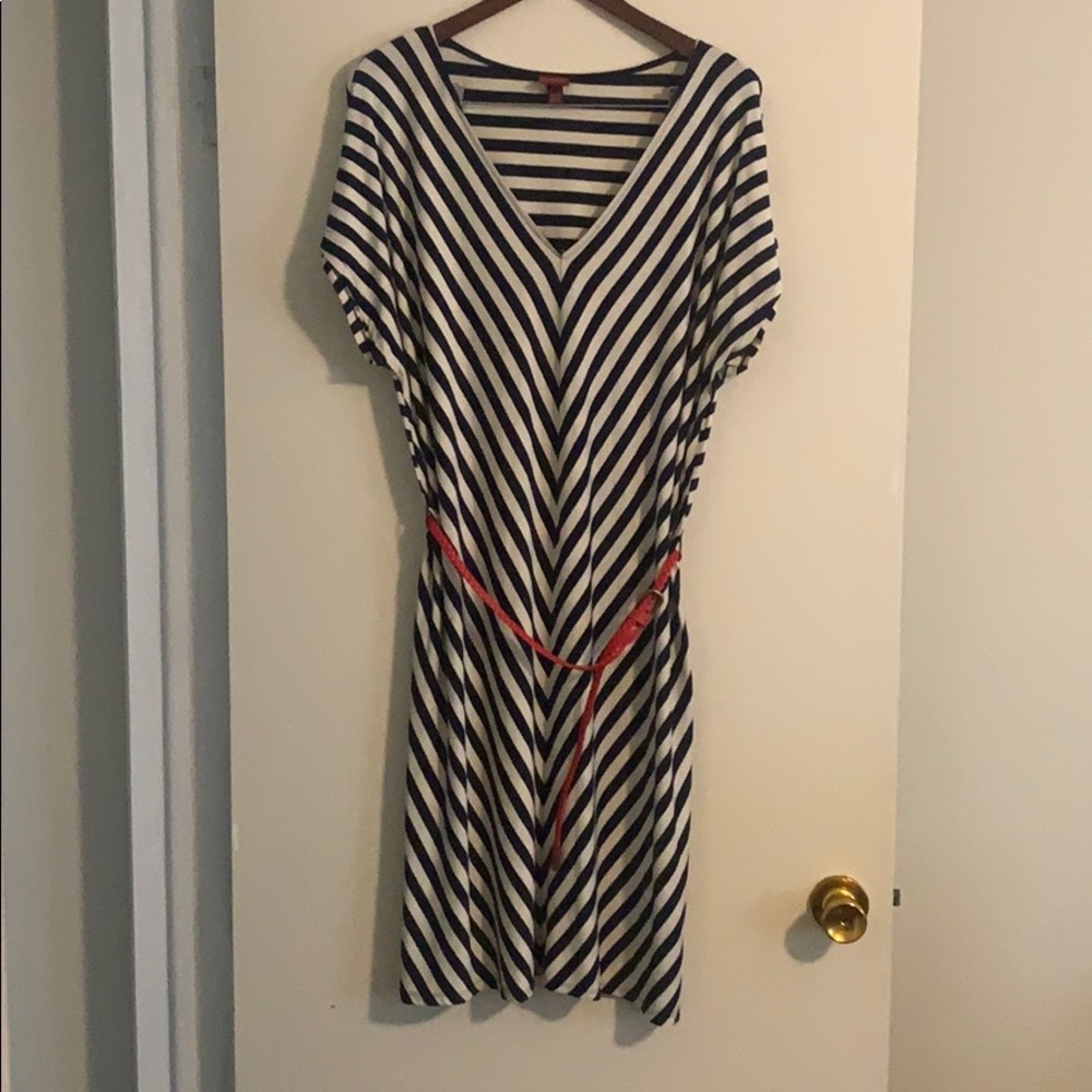 Midi style striped dress with belt